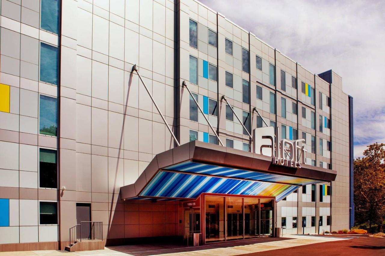 Aloft New York Laguardia Airport Hotel Exterior photo