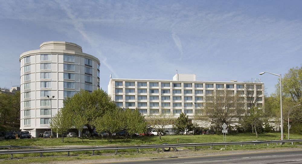 Aloft New York Laguardia Airport Hotel Exterior photo